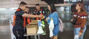 donated products to stranded passengers at Manila NOrth Harbor port last July 27 (2)
